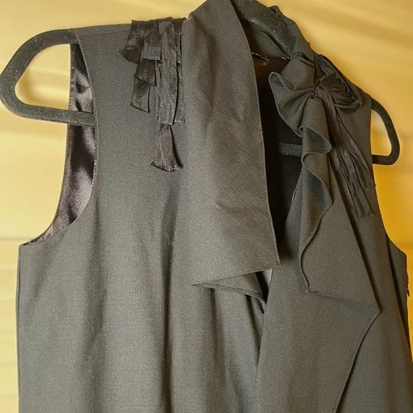 Elie Tahari Sleeveless Wool Dress Blazer Asymmetrical Ruffle Neckline size 2 - Picture 9 of 11